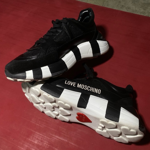 Love Moschino Sneakers - Picture 4 of 7